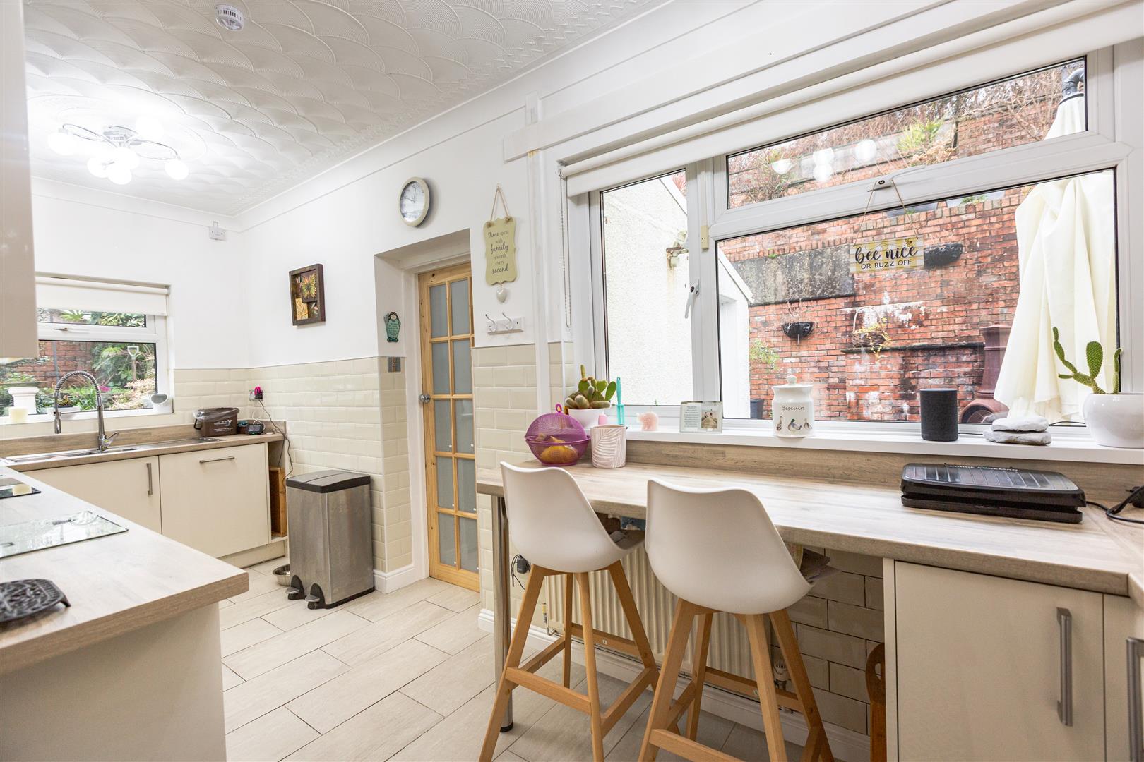 Gwscwm Road, Burry Port, SA16 0BS